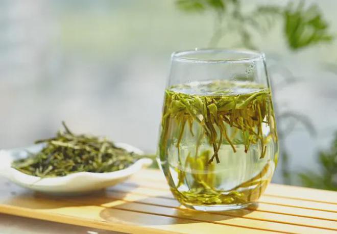 黄茶.jpg